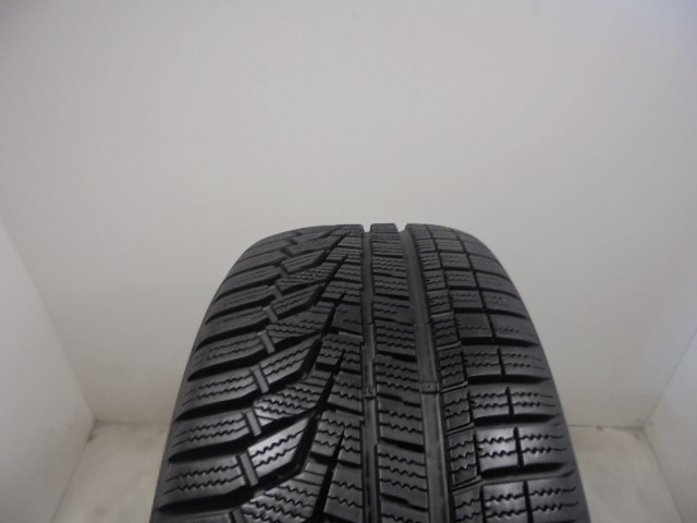 Hankook W320 Winter Icept Evo2 215/55 R16  1. kép