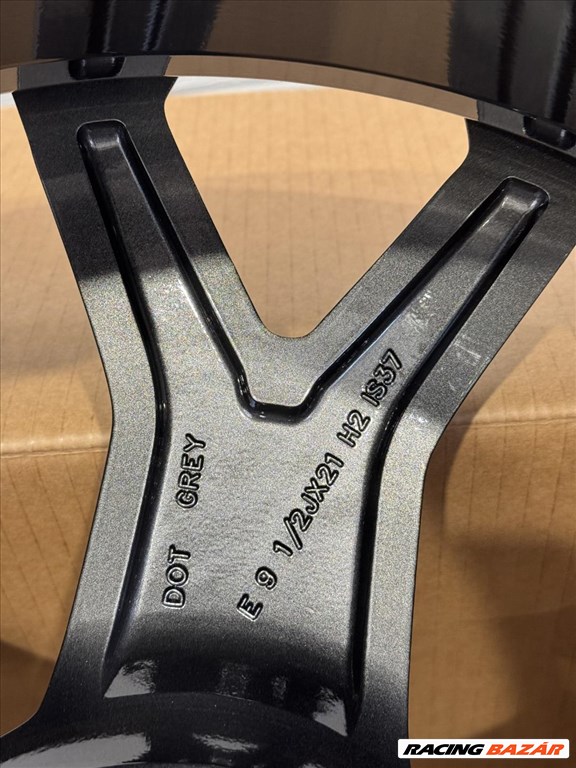 R21 Original Bmw 9.5J ET37 - 8071998 2db felni alufelni 8. kép