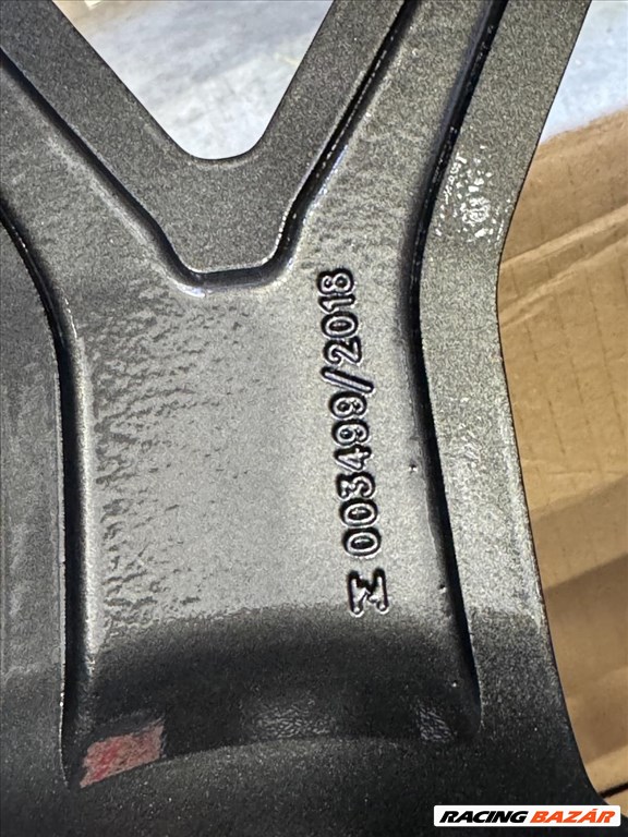 R21 Original Bmw 9.5J ET37 - 8071998 2db felni alufelni 13. kép