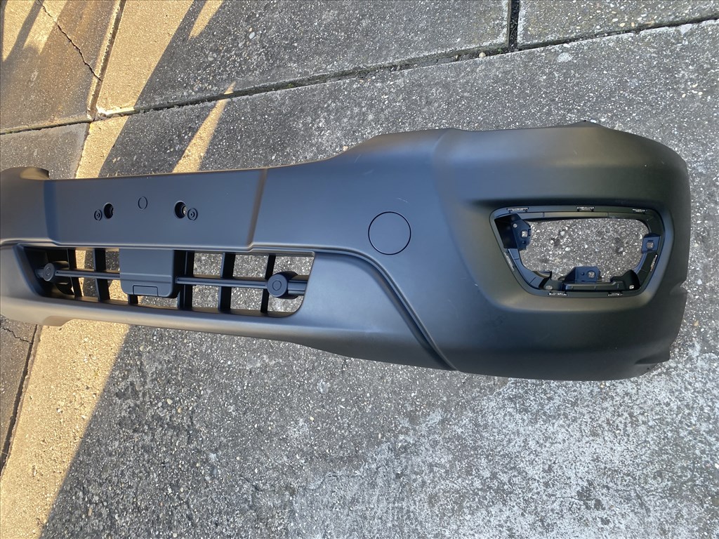 Ford Transit Mk8 Transit mk8 első lökhárító  1. kép