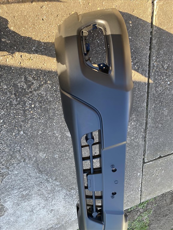 Ford Transit Mk8 Transit mk8 első lökhárító  2. kép