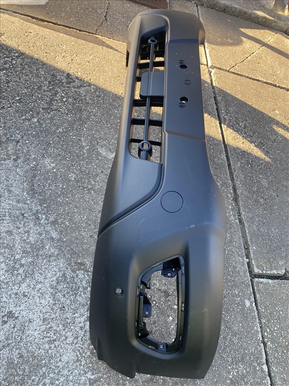 Ford Transit Mk8 Transit mk8 első lökhárító  5. kép