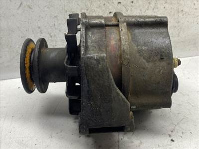 ALFA ROMEO 33 Generátor