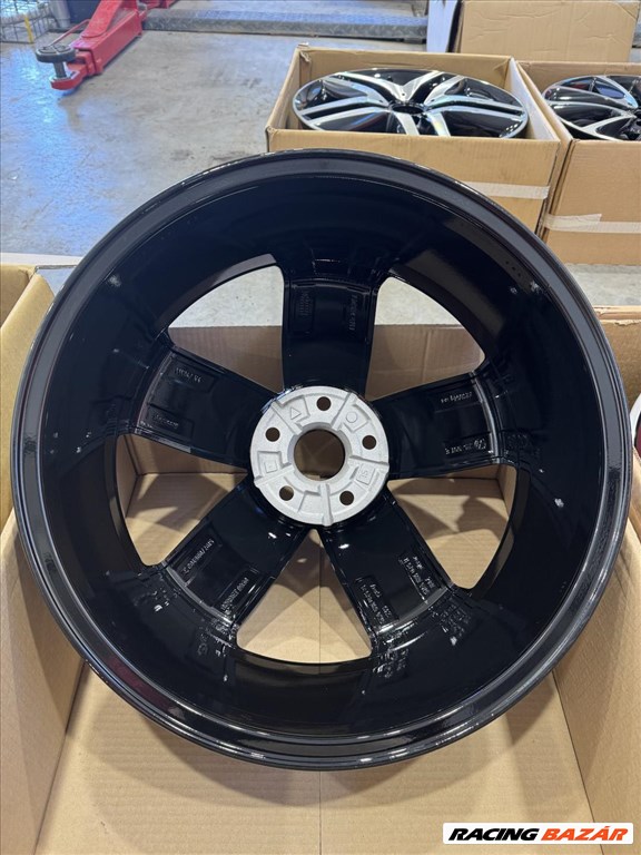 R19 Original Volkwagen 7J ET43 - 5NA 601 025Q 5NA601025Q 2db felni 14. kép