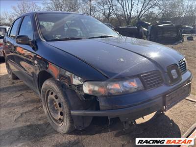 Seat León 1.4i bontott alkatrészei