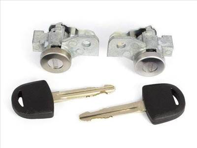 Isuzu D-MAX I első ajtó zárbetét, zárhenger készlet 2 db-os