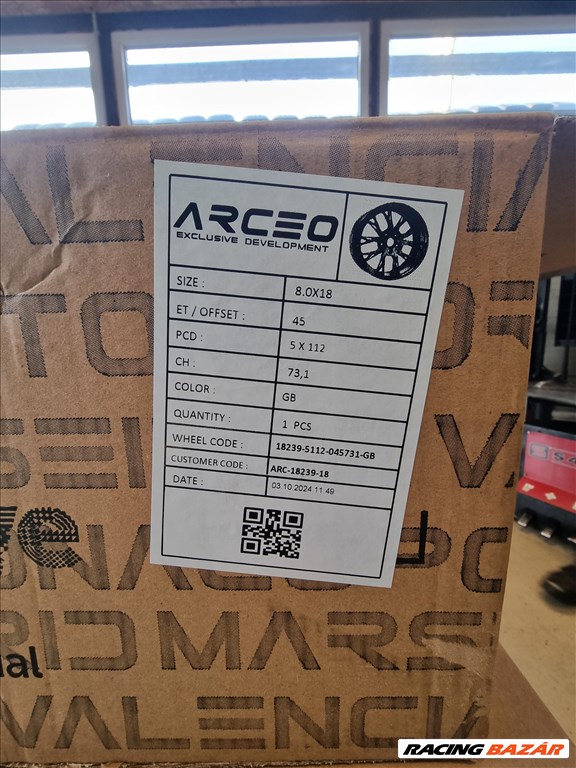  5x112 lyukosztású 8JJ 18" új Arceo alufelni 3. kép