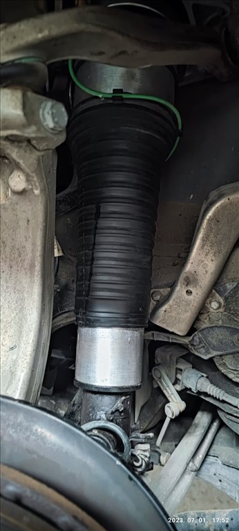 Légrugó kompresszor, légrugó felújítás.Mercedes,Audi,Porsche Légrugó kompresszor,légrugó javítás 1. kép