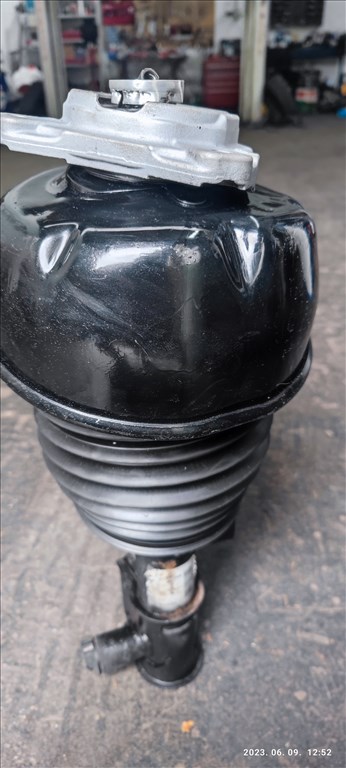 Légrugó kompresszor, légrugó felújítás.Mercedes,Audi,Porsche Légrugó kompresszor,légrugó javítás 8. kép