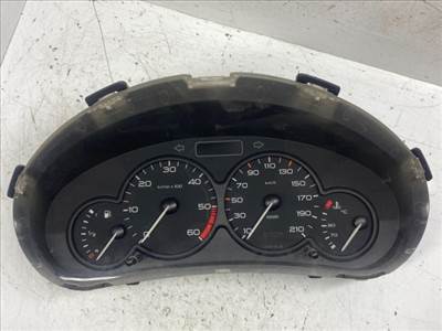 PEUGEOT 206 Kilométeróra
