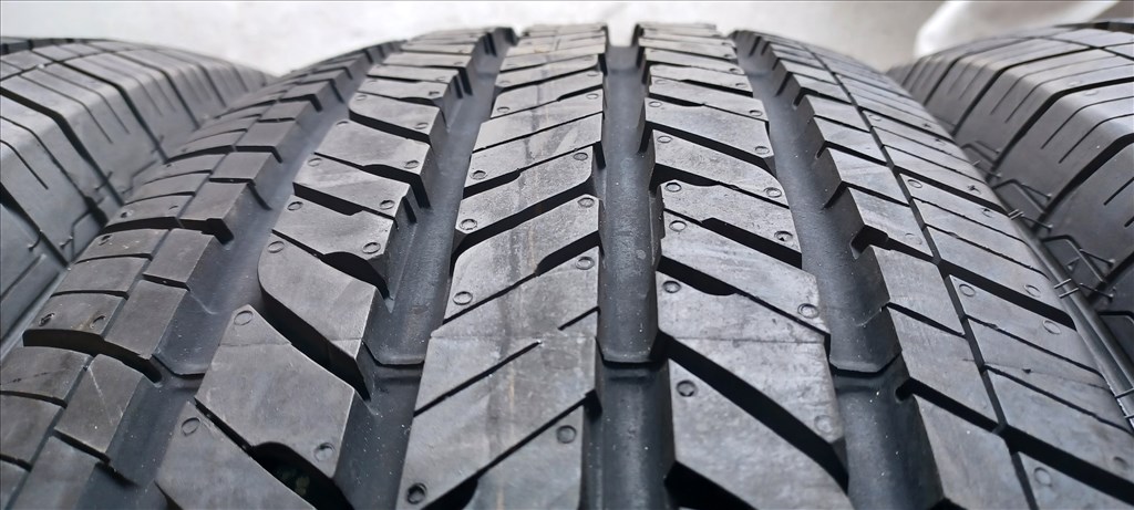 Új Bridgestone Dueler 255/70 R18 nyári gumik 110e./4db 5. kép