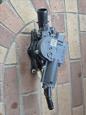 Mazda CX-3/5  2017-2021 2.0 benzin termosztát ház pyfa1516za