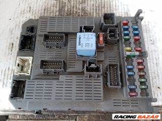 Citroën C5 II Biztosítéktábla Utastér *89973*