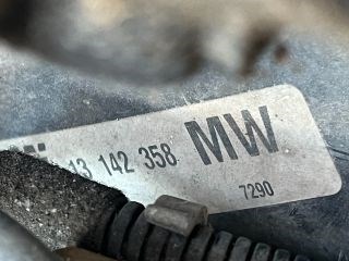 OPEL ASTRA H Kombi Bal első Dobbetét (Kerékjárati, Műanyag) 14. kép