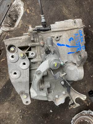 Opel Corsa D 1.3 CDTI Corsa D A13dtr váltó 6 sebesség m20