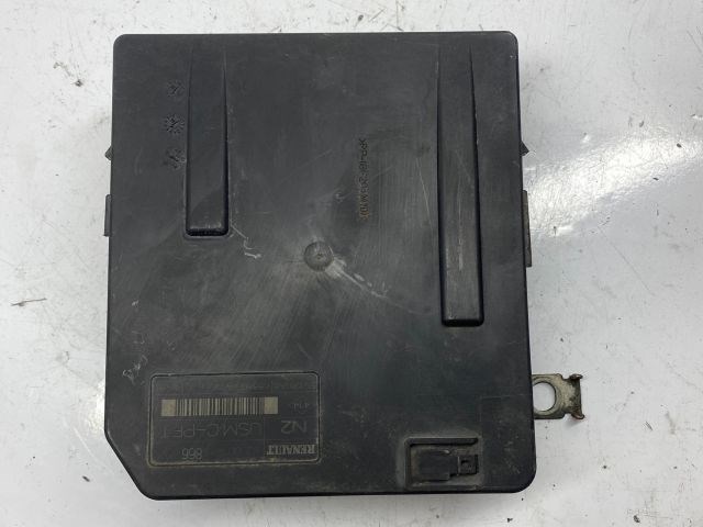 RENAULT SCÉNIC II Biztosítéktábla Doboz 2. kép