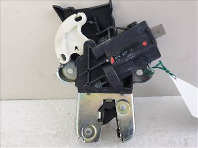 504144 Audi A4 B8, 4 Ajtós, Csomagtérajtó Zár, 4F5827505D, Zárszerkezet.