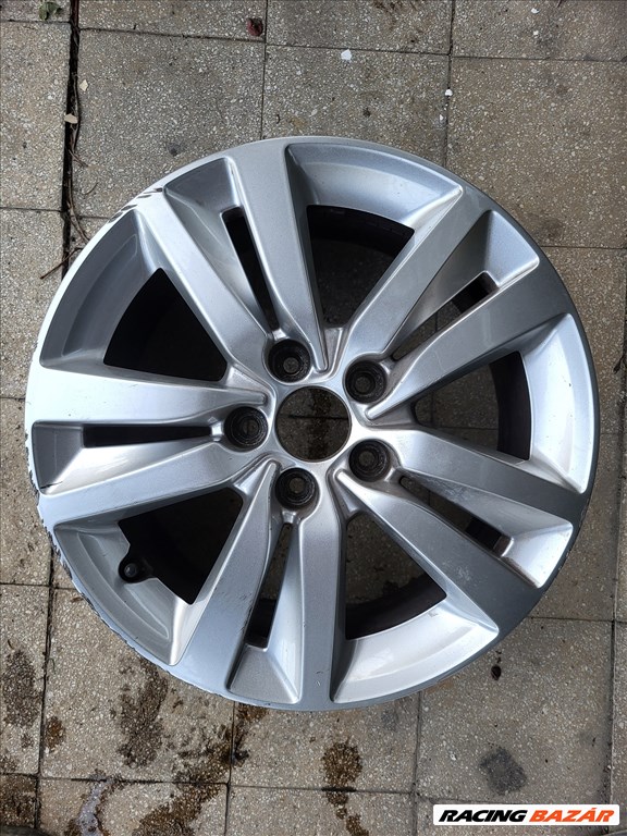 Peugeot 308 T9 2014-től 7J 16" használt (gyári felni) alufelni 1. kép