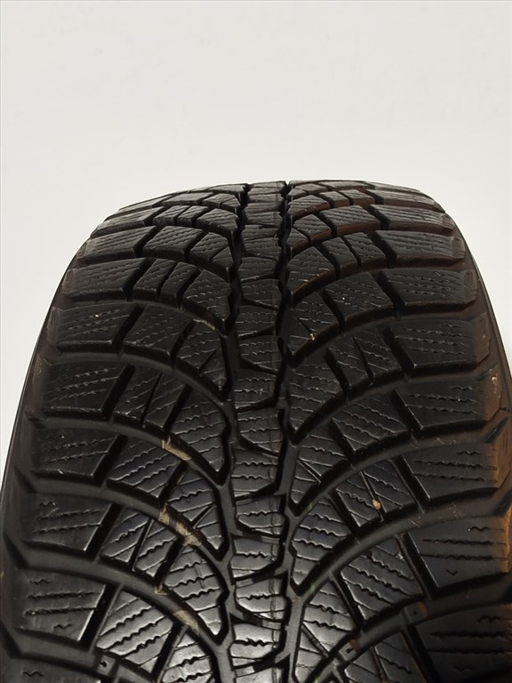 Kumho WP71 Wintercraft 205/55 R16  1. kép