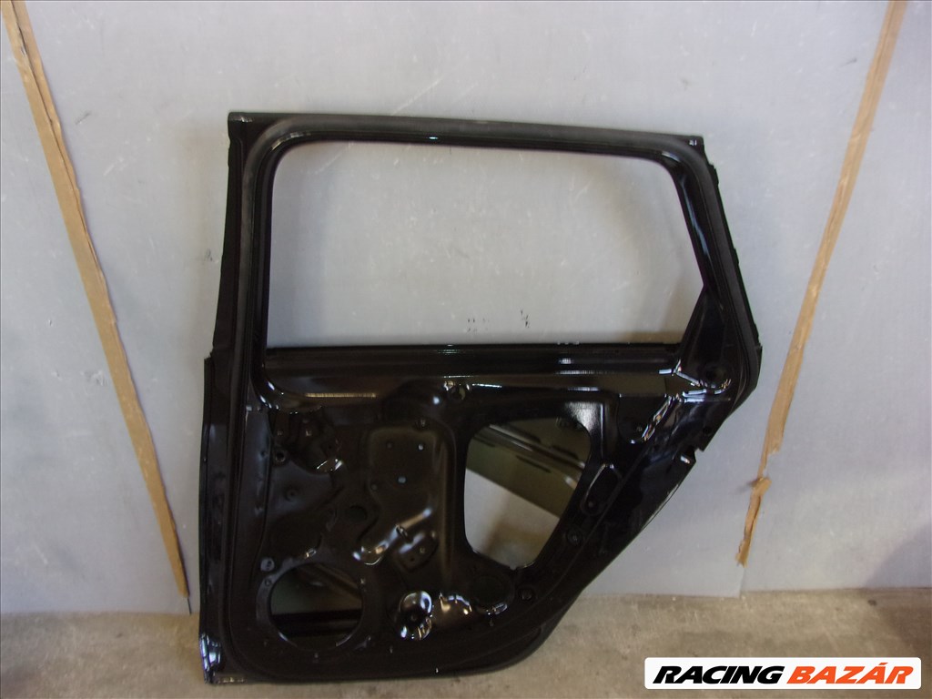 AUDI A4 8W9 Kombi jobb hátsó ajtó 2020- 6. kép