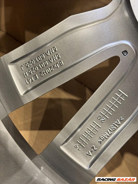 R20 Original Volkswagen 8J ET41 - 5NA 601 025H 5NA601025H 1db felni 2. kép