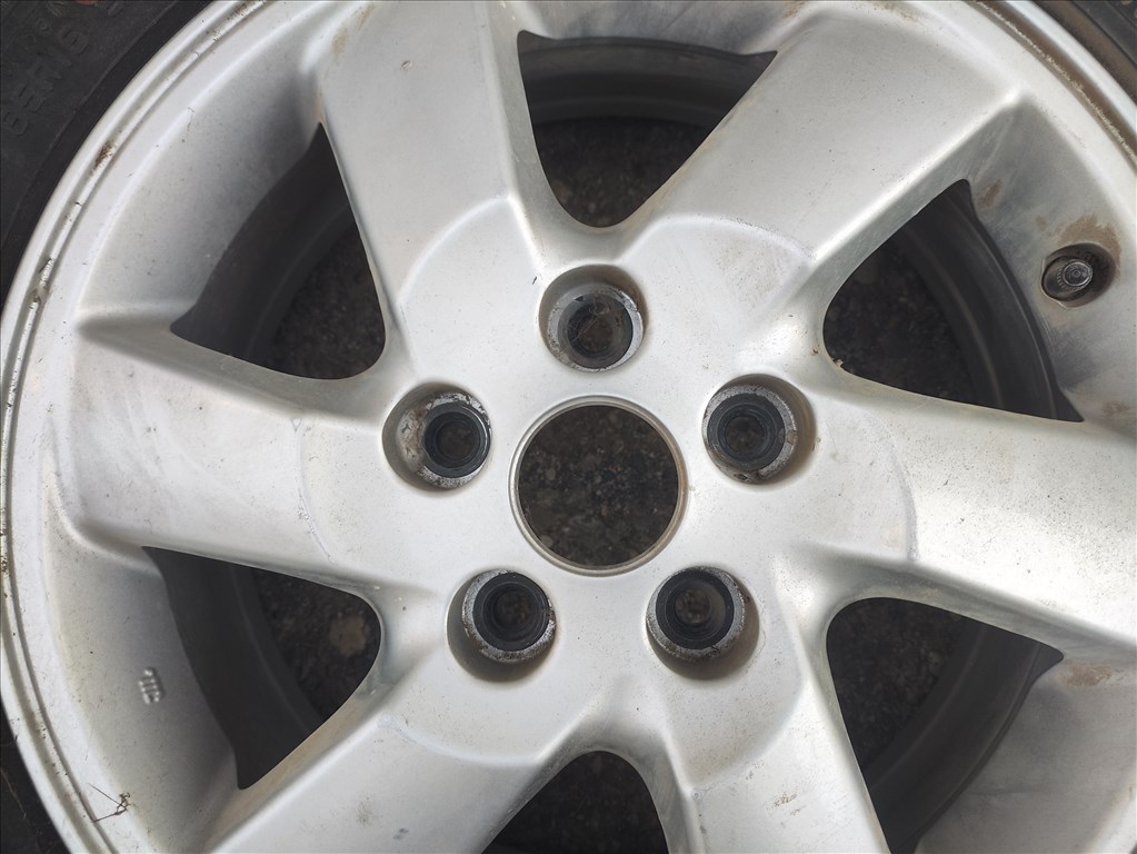 Daihatsu Terios (2nd gen) pótkerék  4. kép