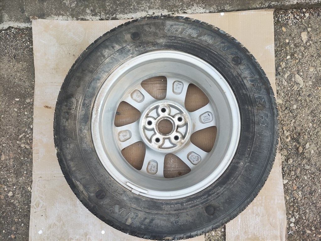 Daihatsu Terios (2nd gen) pótkerék  7. kép