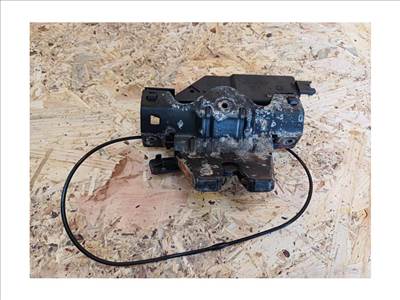 BMW 1 E87 (2005-2011) Csomagtérajtó Központizár 