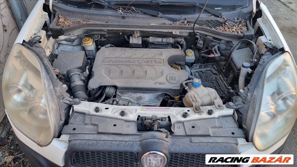 Eladó Fiat Doblo (2nd gen) sérült haszonjármű 1.6 dízel 8. kép