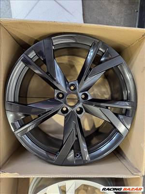 R20 Original Skoda 9J ET42 - 5LA 601 025BK 5LA601025BK 1db felni