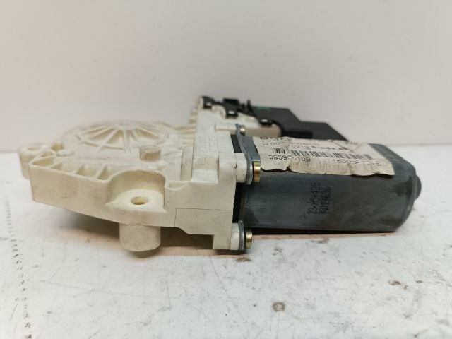 VW TOURAN Bal hátsó Ablakemelő Motor 6. kép