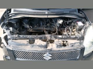 Suzuki Swift III Biztosítéktábla Motortér *132410* 1. kép