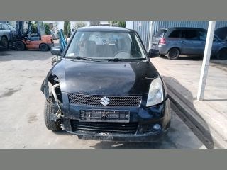 Suzuki Swift III Biztosítéktábla Motortér *132410* 2. kép