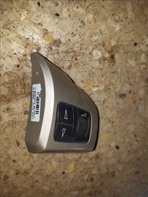 Opel Astra H Jobb Multikormány Kapcsoló 13234174