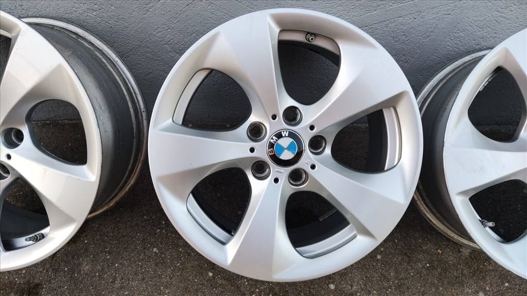 BMW Style 306 gyári alufelni, 8x17, 5x120, et43, 72.6 mind 1. kép