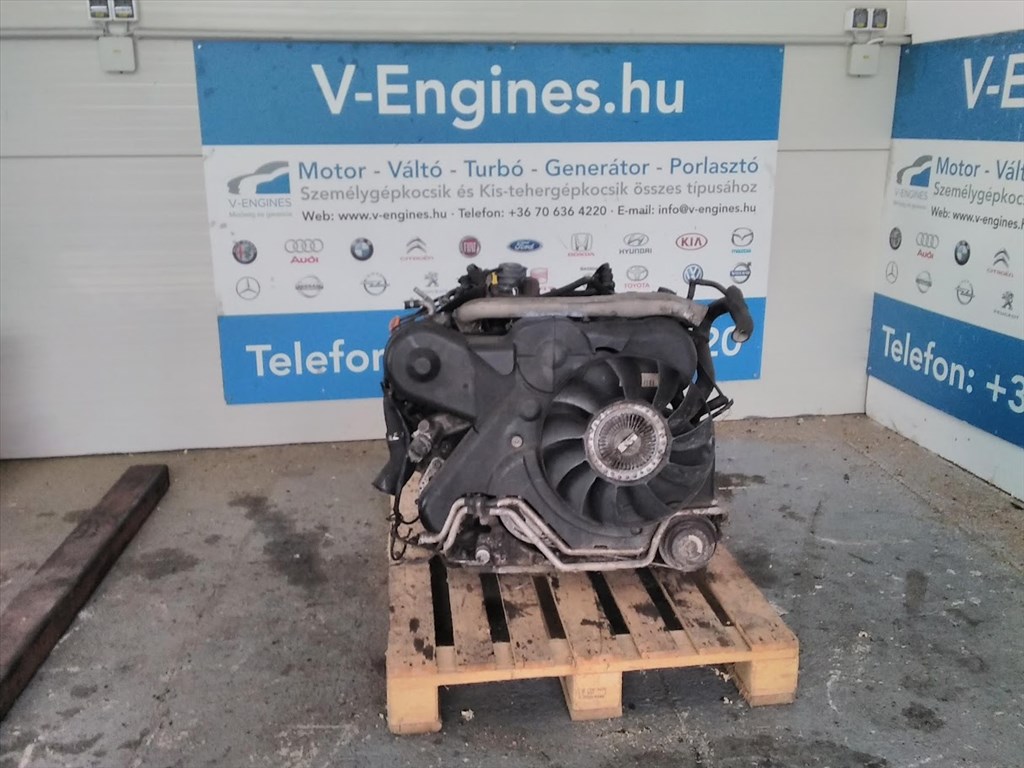 Audi 2,5TDI, AKE bontott motor  3. kép