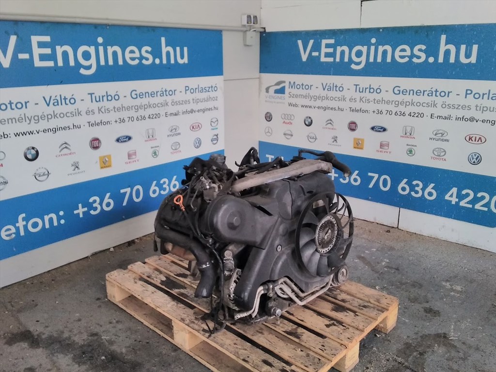 Audi 2,5TDI, AKE bontott motor  2. kép