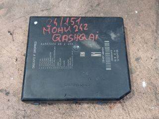 Nissan Qashqai (J11) Biztosítéktábla Motortér *131176* 284b74ba0a