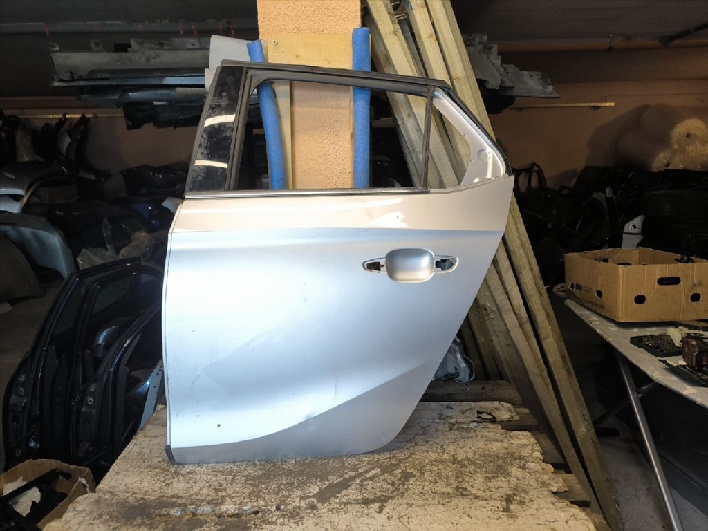 OPEL CORSA F Bal hátsó Ajtó (Üres lemez) 1. kép