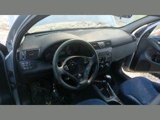 Fiat Stilo Biztosítéktábla Utastér *139043*