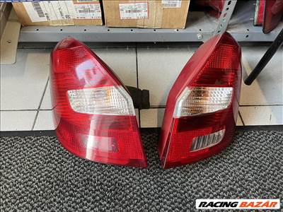 Skoda Fabia II (5J) hátsó lámpa  5j6945095 5j6945096