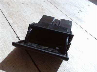 FORD MONDEO 96-00 Hamutartó első
