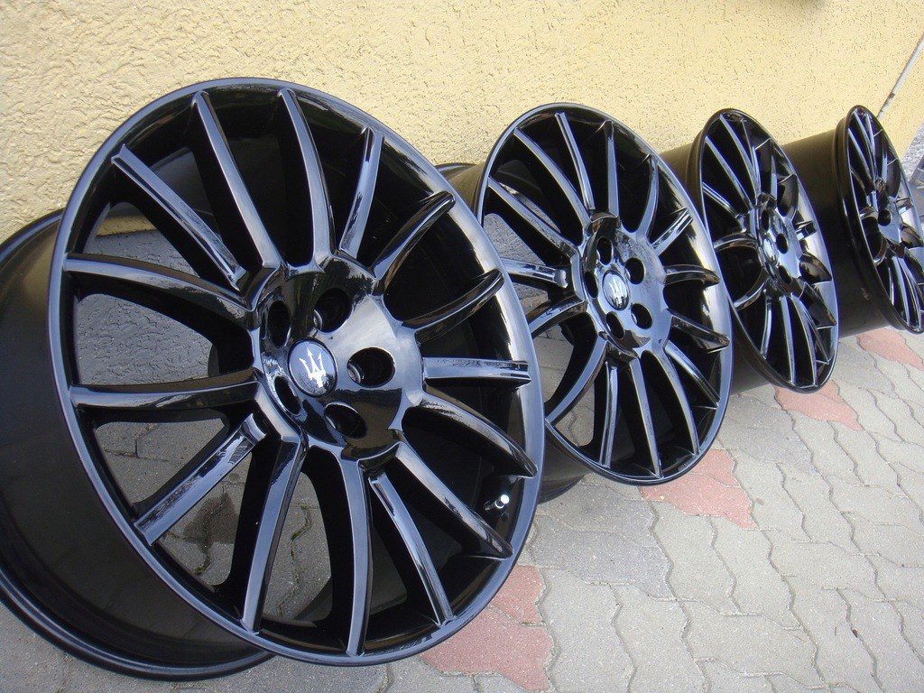  Maserati Ghibli, Quattroporte, Granturismo és Grancabrio gyári felni és gumi szett 3. kép