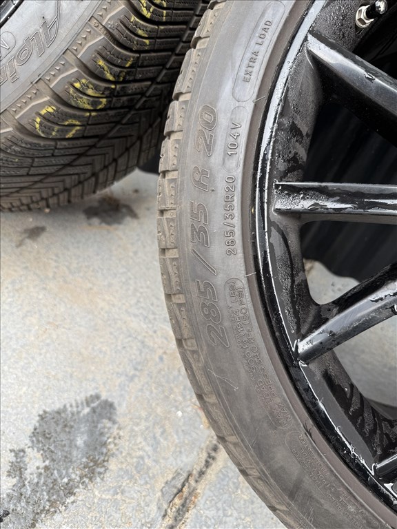  Maserati Ghibli, Quattroporte, Granturismo és Grancabrio gyári felni és gumi szett 10. kép