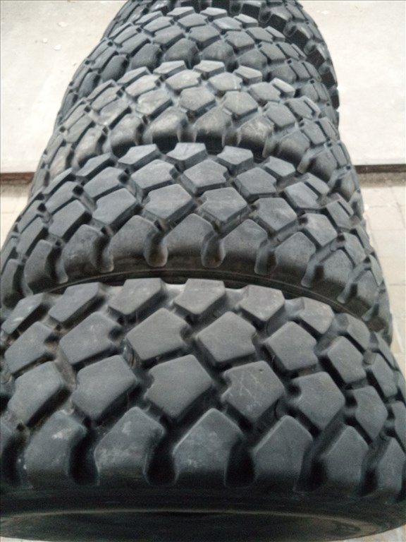 használt 365 85 R20 Michelin xzl 365 85 r20 365 85r20 365 85r20 365 85 1. kép
