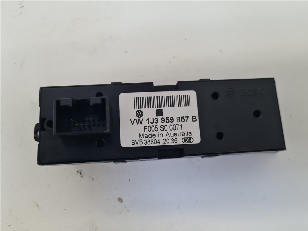 Volkswagen Golf IV kettes ablakemelő gomb (17438) 1j3959857b 6. kép