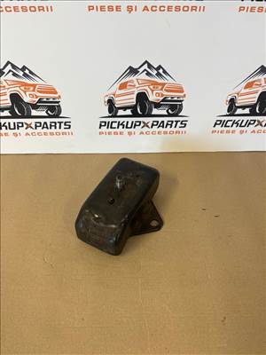 Motortartó Mitsubishi L200