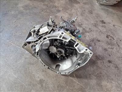 Nissan Pulsar 1.2 DIG-T váltó  tl4131