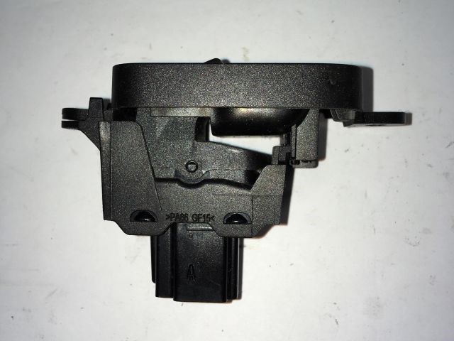 VOLVO V50 Ablakemelő Kapcsoló (Pozíciófüggetlen) 6. kép