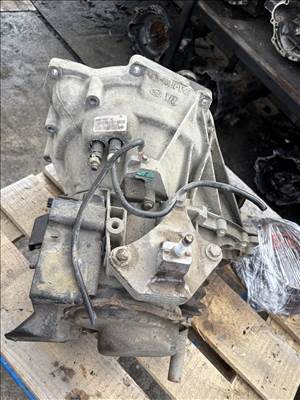 Ford Fiesta Mk5 98WT-7F096-AC manuális váltó 